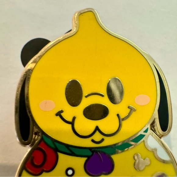 Pluto Chinese Lunar New Year of the Ox 2021 Mystery Disney Pin - Picture 2 of 9